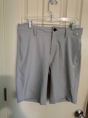 Hurley Men’s Light Gray Flat Front Shorts